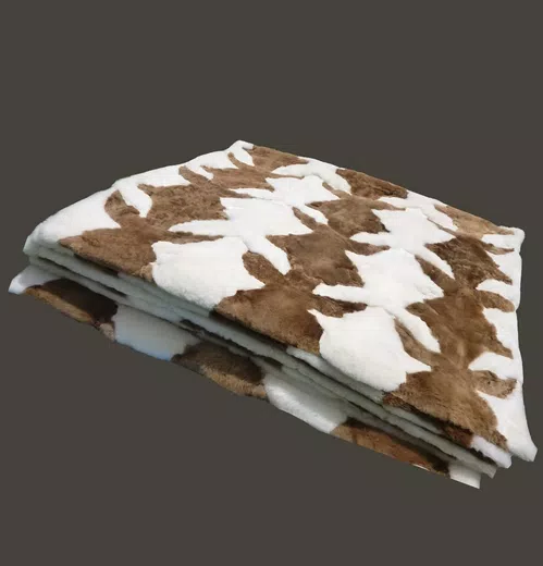 Alfombra de Piel de Alpaca Suri d06